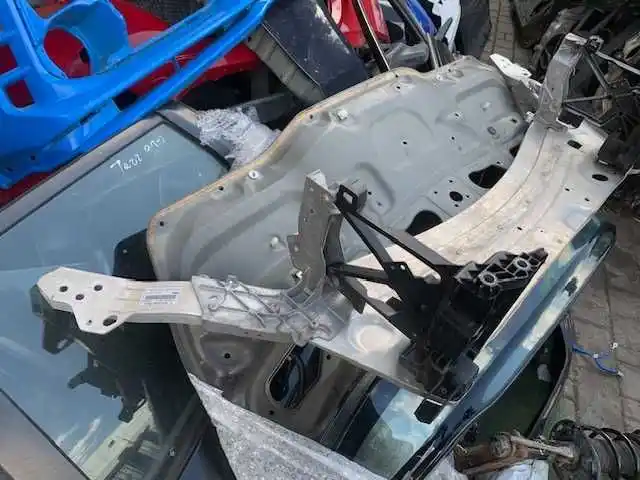 Mercedes GLC W253 Pas Przedni Wzmocnienie