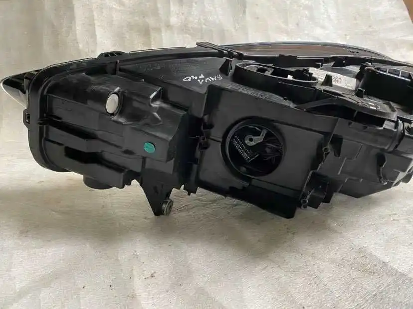BMW F40 FULL LED Lampa Przednia Prawa