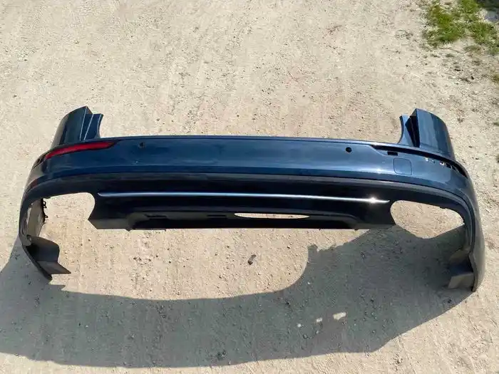 Volvo V60 II Zderzak Tył Tylny