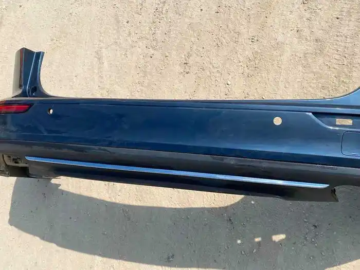 Volvo V60 II Zderzak Tył Tylny