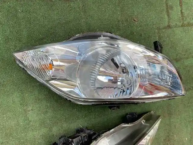 Honda City Lampa Przód