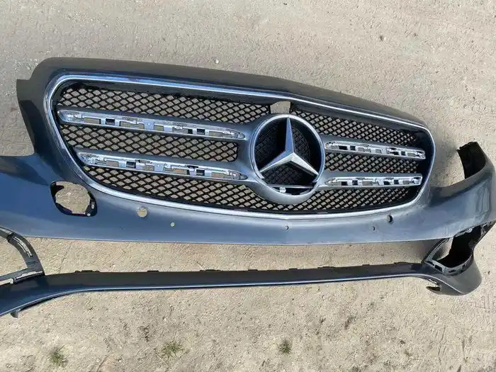 Mercedes E Klasa W213 Zderzak Przód Przedni