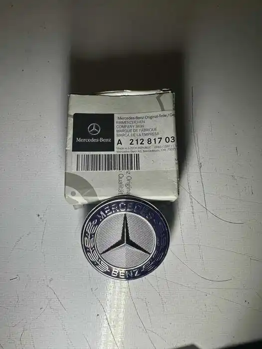 Mercedes E Klasa W212 Emblemat