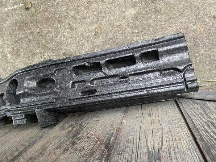 Mercedes V Klasa W447 Absorber Zderzaka Przód