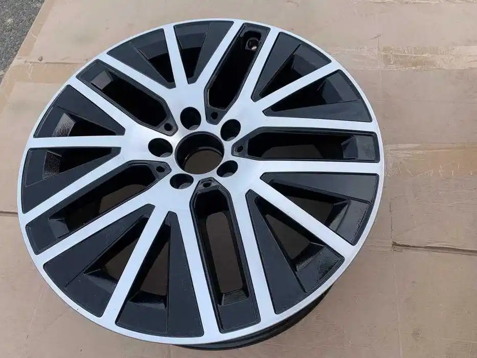 Felga pojedyncza 17 cali Mercedes CLA/A klasa AMG.