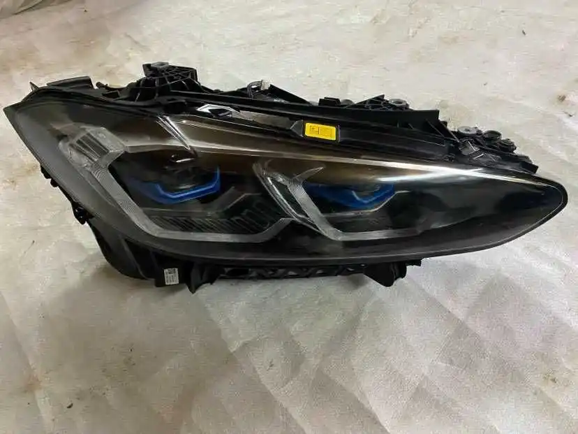 BMW 4 G80 G22 G23N Lampa Prawa Przednia Laser