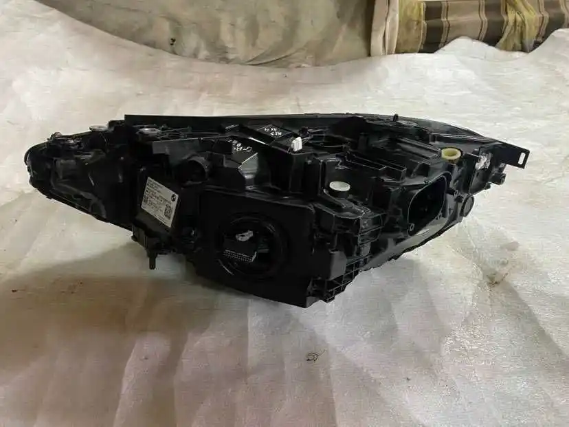 BMW 4 G80 G22 G23N Lampa Prawa Przednia Laser
