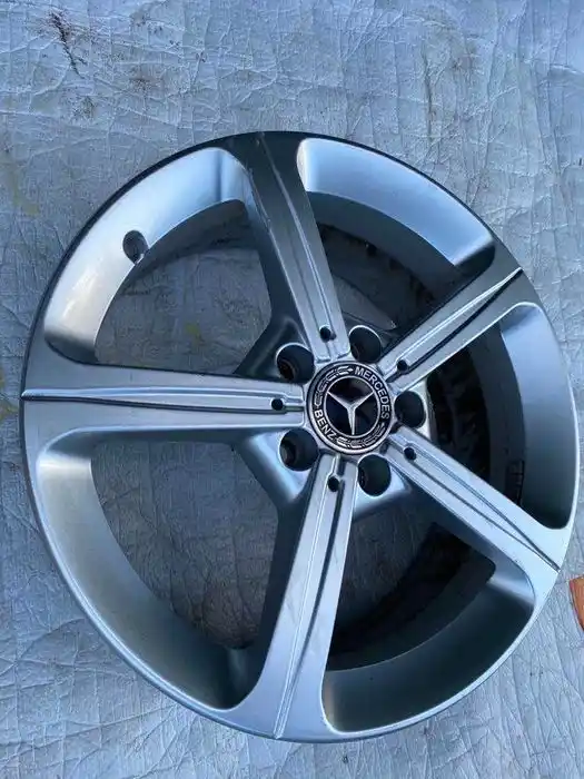 Mercedes A-Klasa CLA A177 Pojedyncza Felga 17