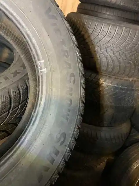 Opony Zimowe Maxis VictraSnow SUV 225/65R17