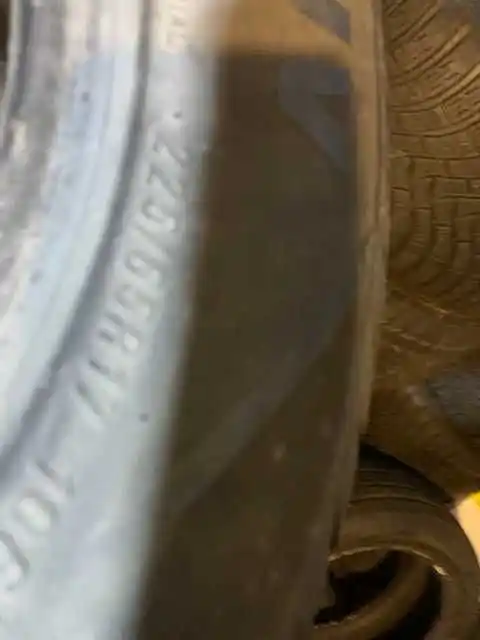 Opony Zimowe Maxis VictraSnow SUV 225/65R17