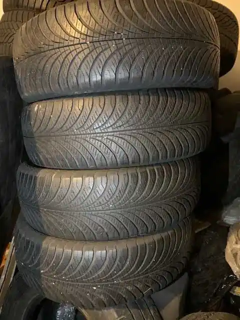 Opony Zimowe Goodyear 225/65R17