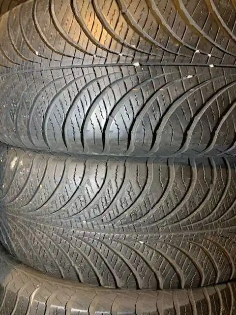 Opony Zimowe Goodyear 225/65R17