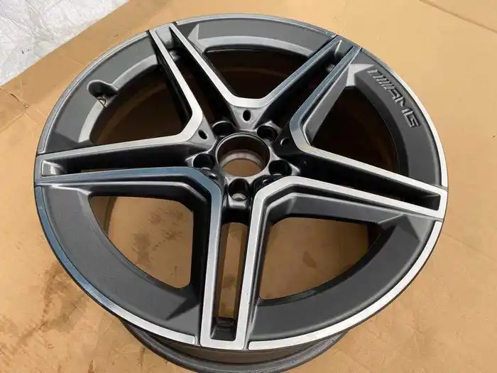 Mercedes Glc W253 Lift Pojedyncza Felga 19