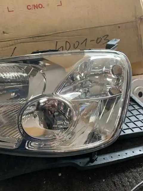 Honda Civic VII Sedan Lampa przednia Nowa
