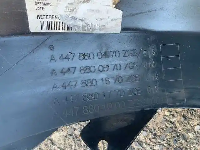 Zderzak przód Mercedes Vito Viano W447