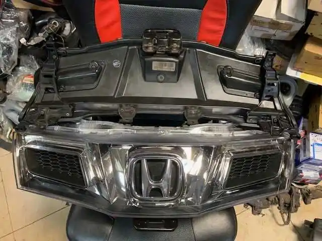 Honda Civic VIII UFO Grill Atrapa