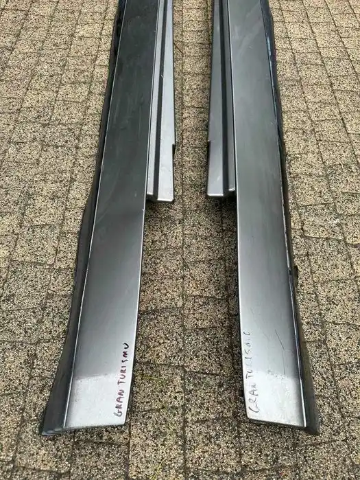 Maserati GranTurismo Listwa Progowa Lewa Prawa