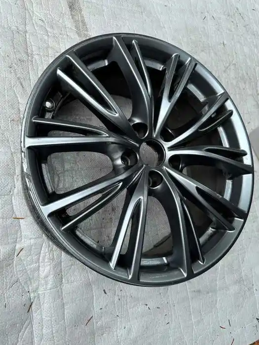 Alfa Romeo Stelvio Pojedyncza Felga 18