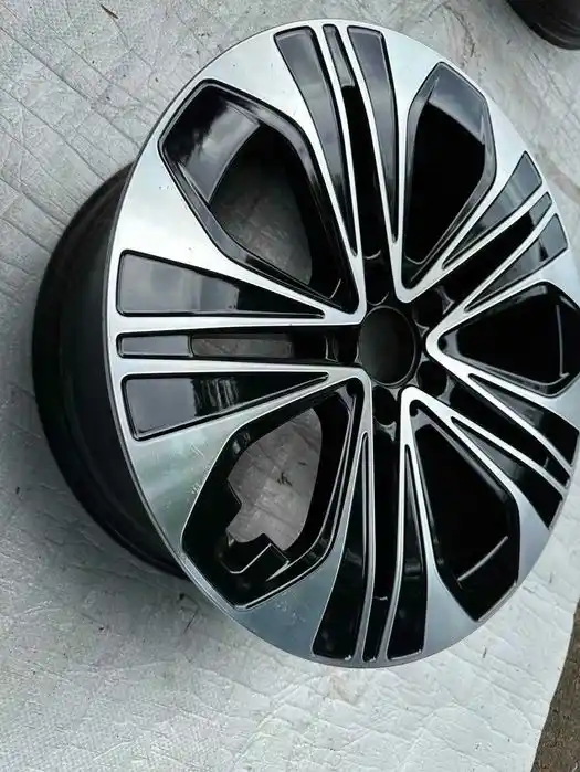 Mercedes E Klasa W214 Pojedyncza Felga 19