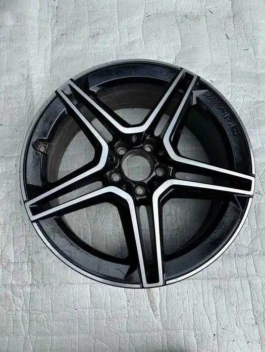 Mercedes GLA GLB W247 Pojedyncza Felga 19