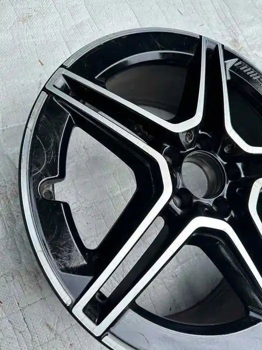 Mercedes GLA GLB W247 Pojedyncza Felga 19