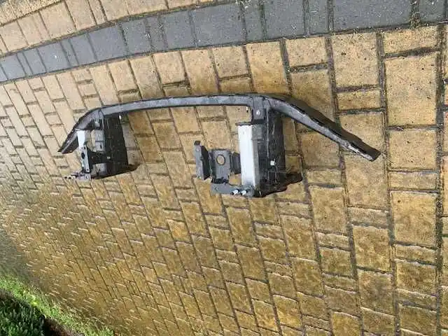 MERCEDES GLE W167 Belka zderzaka przód ładna