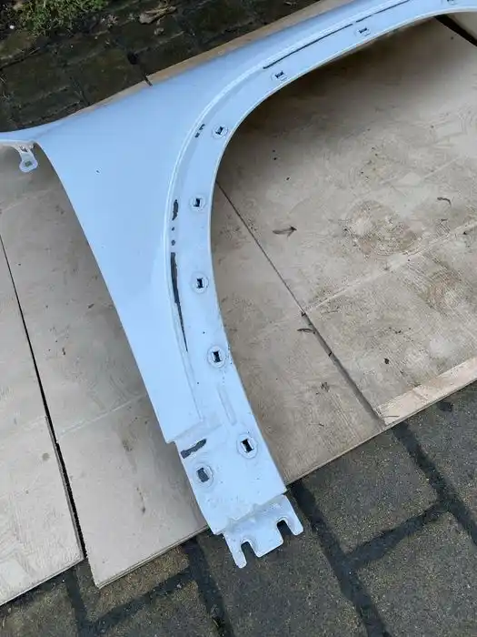 Mercedes GLB W247 Błotnik Przód Przedni Prawy