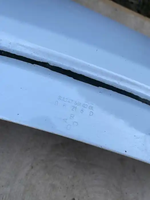 Mercedes GLB W247 Błotnik Przód Przedni Prawy