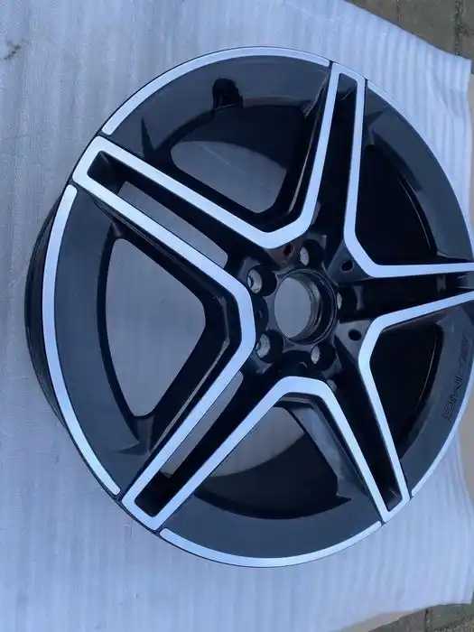 Mercedes A Klasa W177 AMG Pojedyńcza Felga szara 18