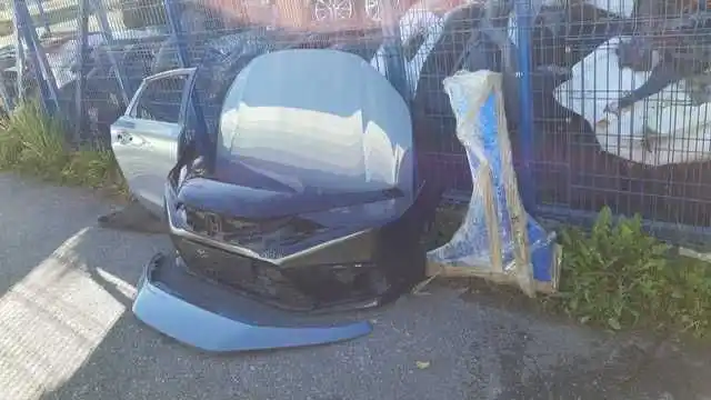 Honda ZRV ZR-V Drzwi tyl