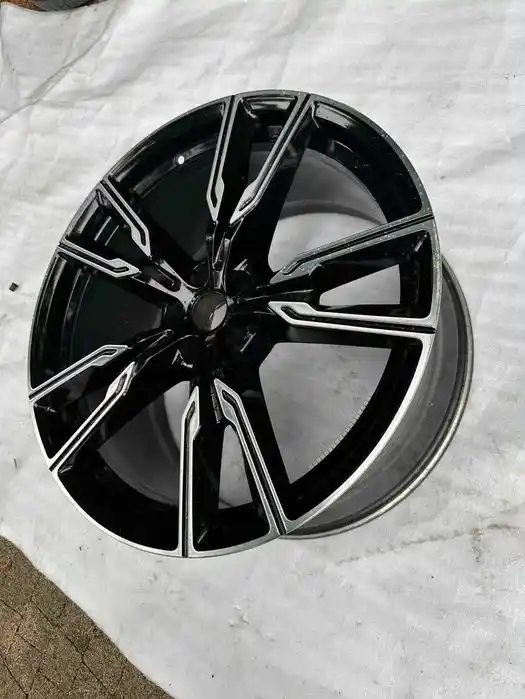 BMW X5 G05 X6 G06 Pojedyncza Felga 22