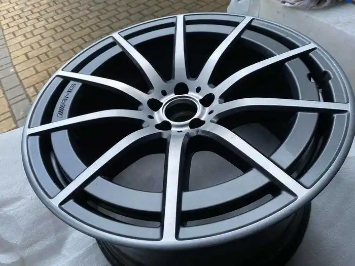Mercedes GLS W167 AMG Pojedyńcza Fegla 21