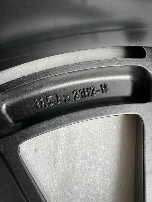 Mercedes GLS W167 AMG Pojedyńcza Fegla 21