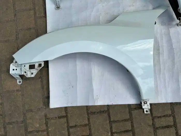 Honda Civic X 2017- Błotnik Prawy NH788P