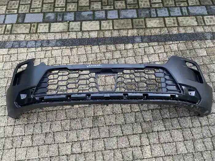 Jeep Avneger Zderzak Przód Przedni