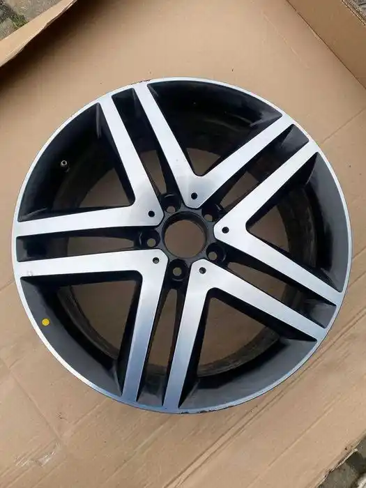 Mercedes Vito V Klasa Pojedyncza Felga 19