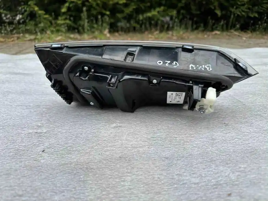 BMW 3 G20 Lampa Tył Tylna Prawa W klape