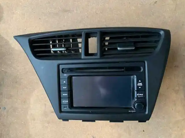 Honda Civic IX Radio Fabryczne