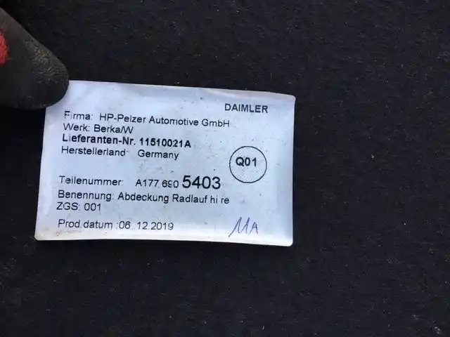 Mercedes A 2018 w177 - Nadkole Prawy Tył