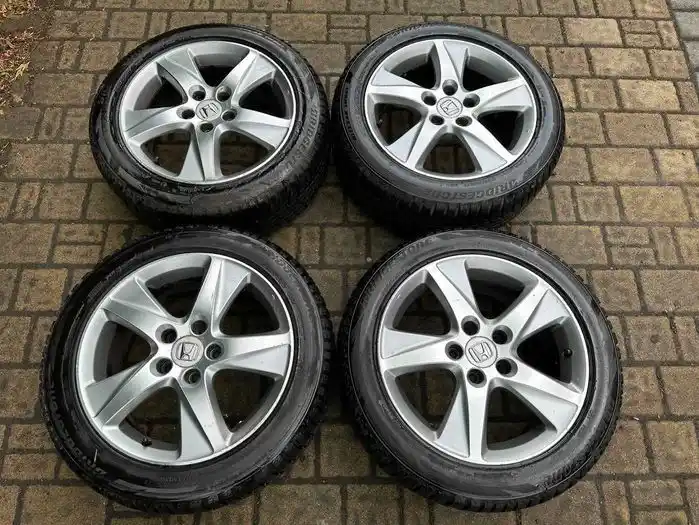 HONDA ACCORD VIII 2008 - koła 17  zima Bridgestone 8mm
