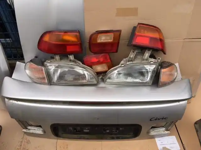 Honda Civic V Sedan 1992- Błotnik Maska Zderzak inne