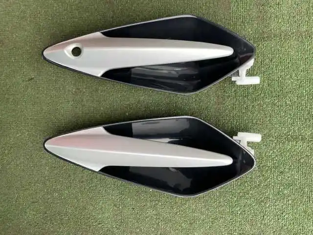 Honda CIVIC VIII UFO 2006- klamka Nowa