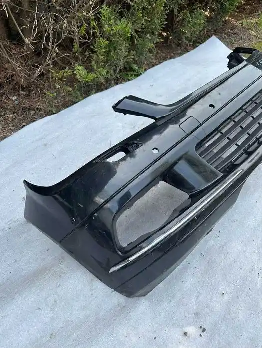 Mercedes C klasa W204 Zderzak Przód Przedni