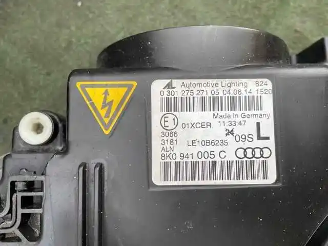 Audi a4 b8 Lift 2011- Lampy 2x Halogen 2x Xenon Led Oryginał