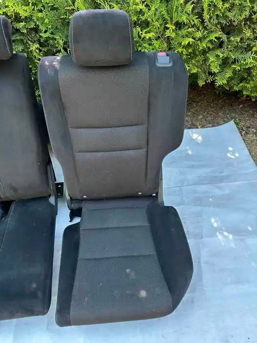 Honda Civic VIII UFO Fotele Kanapa Tył