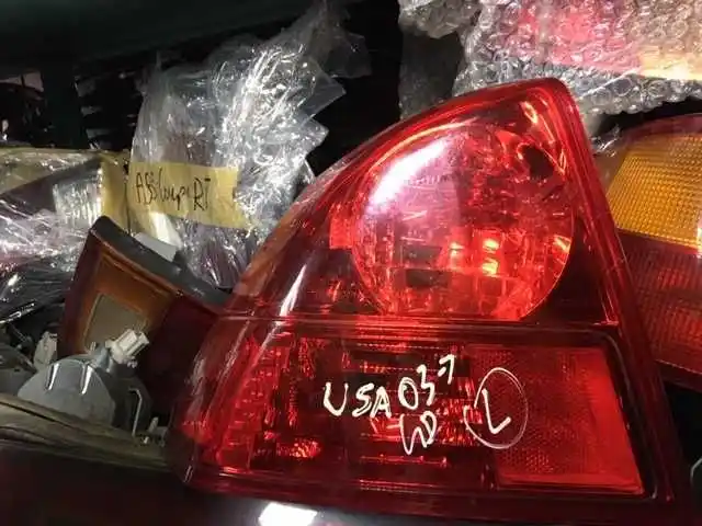 Honda Civic VII 2003- Lampa Lewy Tył Wersja USA