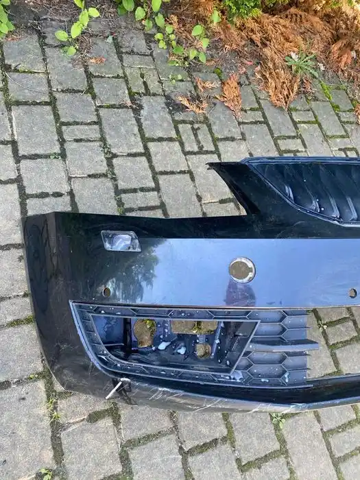 Skoda Octavia III Zderzak Przód Przedni
