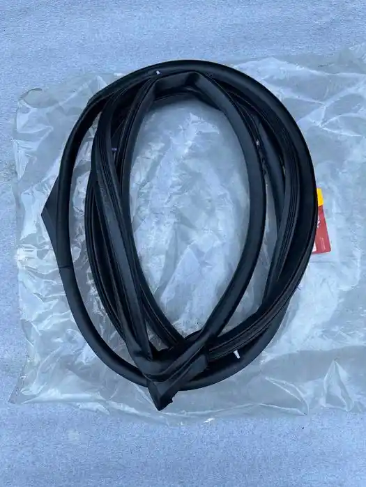 Honda Civic VIII UFO 3D uszczelka Drzwi Lewych OEM