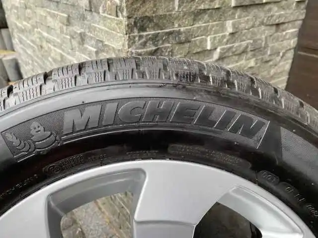 MERCEDES W166 ML GLE  KOŁA Zima 18 cali Michelin Alpin 7mm