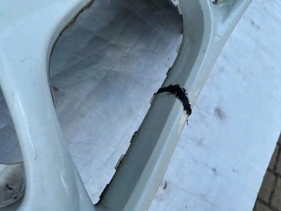 Alfa Romeo Giulietta Zderzak Przód Przedni